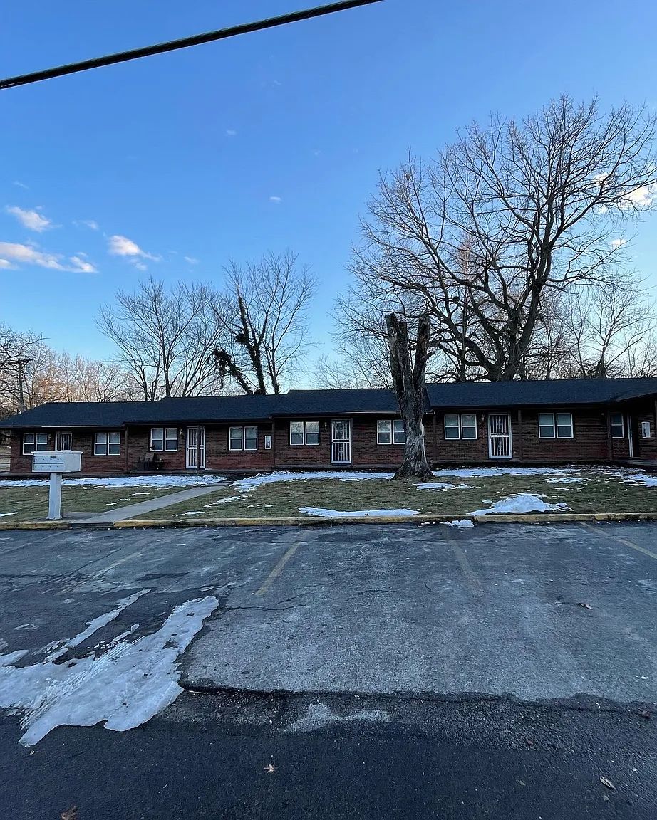 400 West North Street - 2