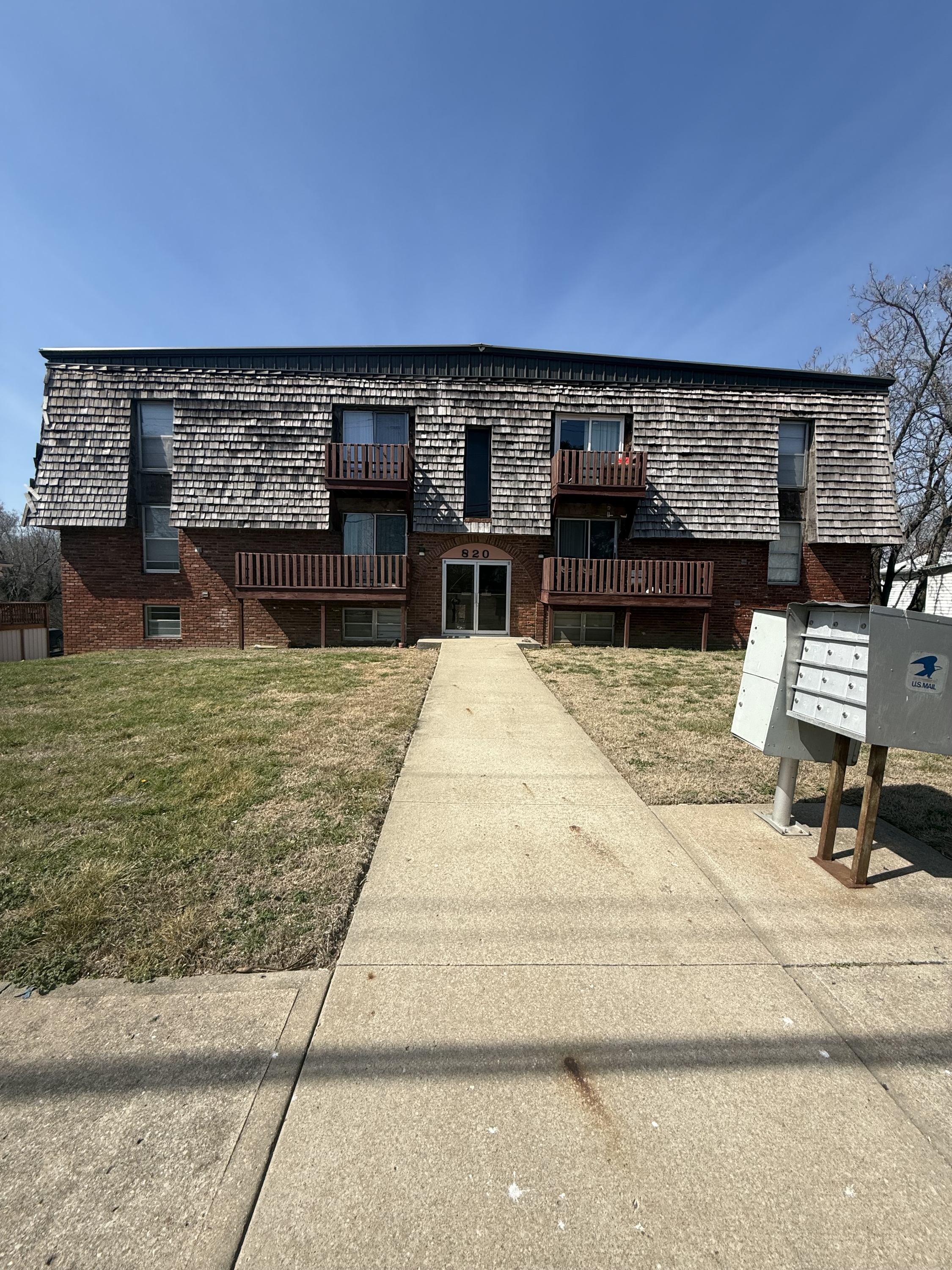 820 North Holden Street - 10