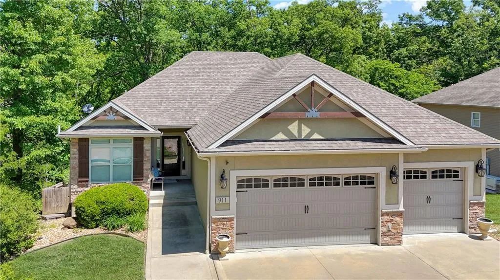 911 Cheatham Court